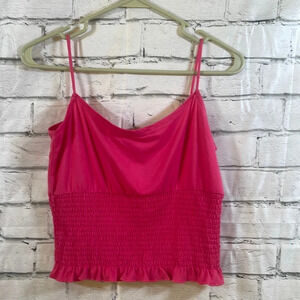 Women’s pink sleeveless crop top Medium